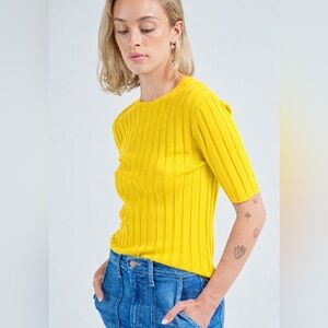 Allude Wide Rib Short Sleeve Knit Sweater Top Yellow Wool Size Medium Crewneck
